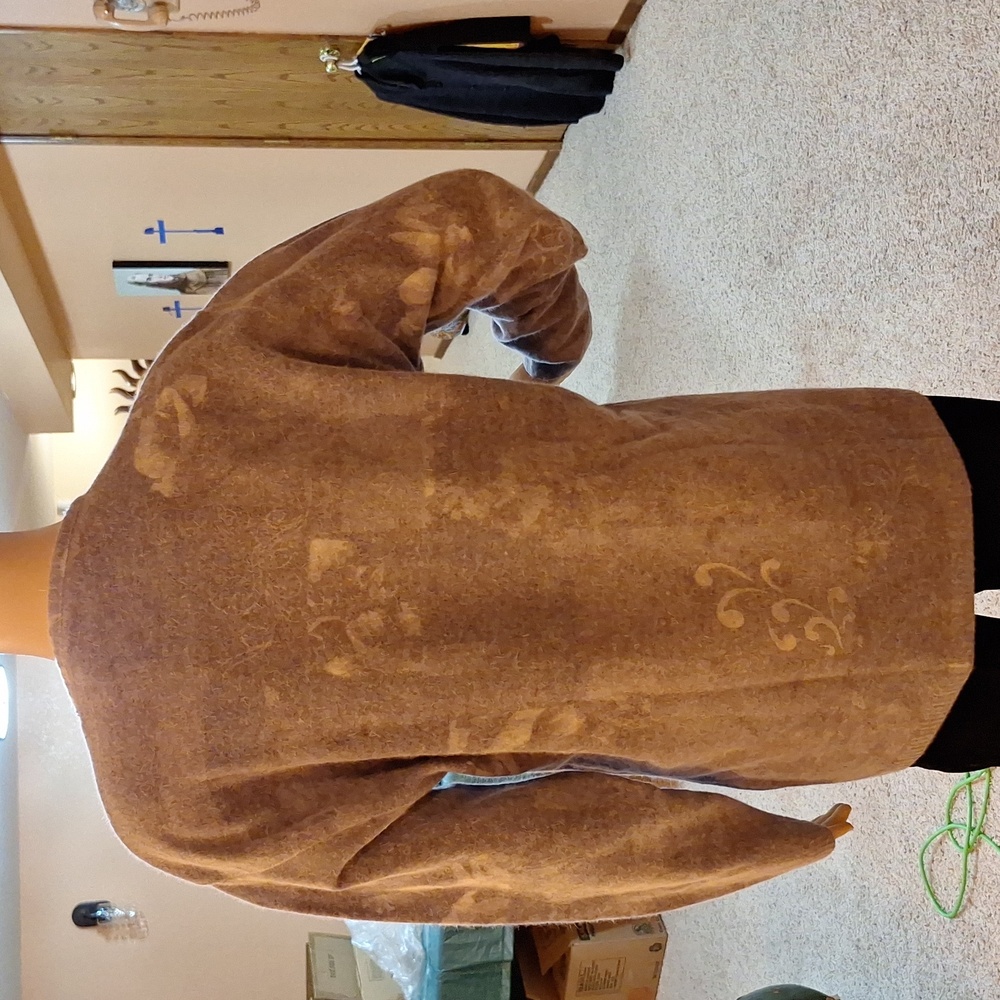 Blue Sweater - Picture 5 of 6